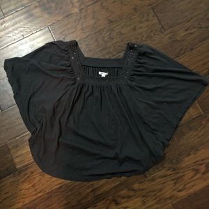 AE charcoal top